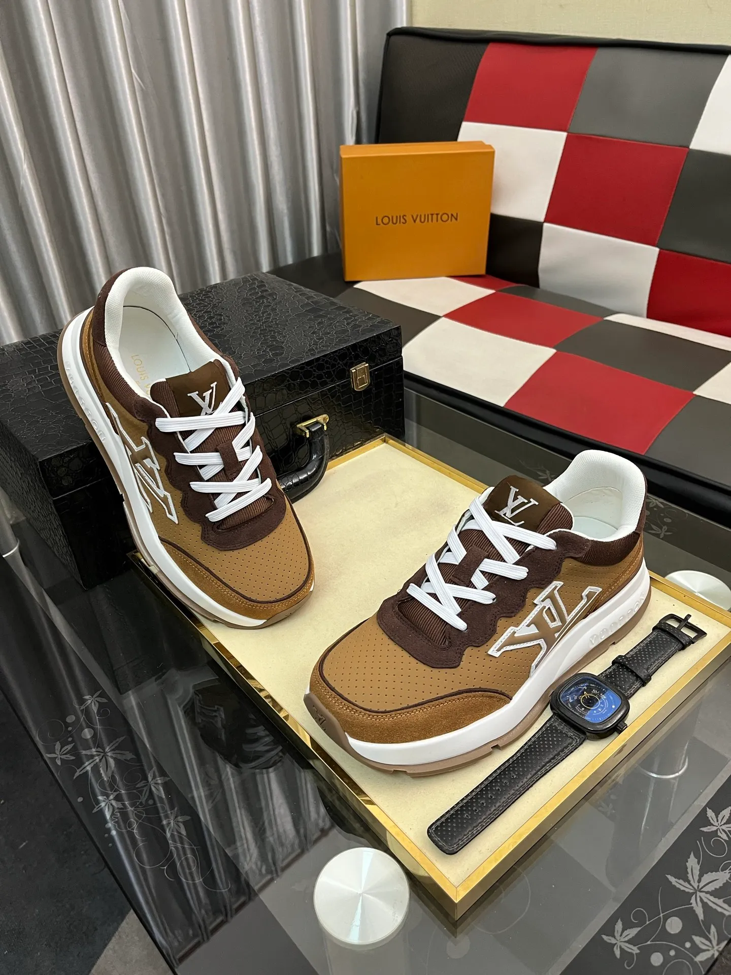 Men's Men's Shoes 💰: 438⌚️⌚️LV Louis Vuitton. The latest fashionable casual shoes are popular in physical stores. New spring and summer comfortable imported custom original cowhide, unique jacquard fabric element design. With sheepskin lining, Lv original bottom, [sun][sun] high-end packaging and high quality💪Details determine the quality, you can enter and leave the counter at will, welcome to compare🇮🇹Number of sizes 38-442️⃣colors available